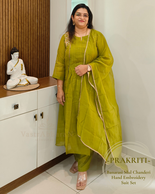 Green hand embroidered Banarasi Mul Chanderi suit set for women