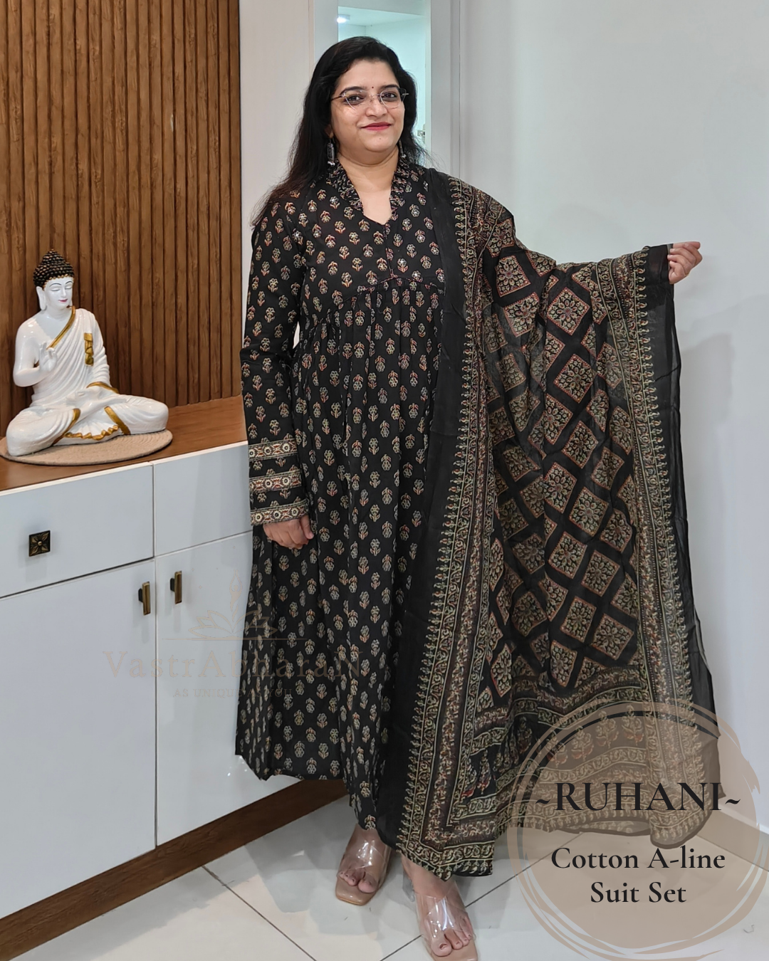 Printed Mul Cotton dupatta with black cotton suit set