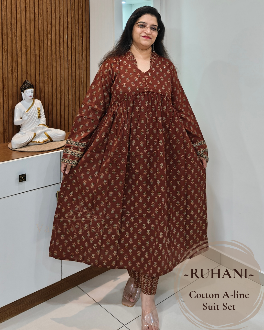 Brown printed cotton top with pleated Mandarin collar and slit V neck