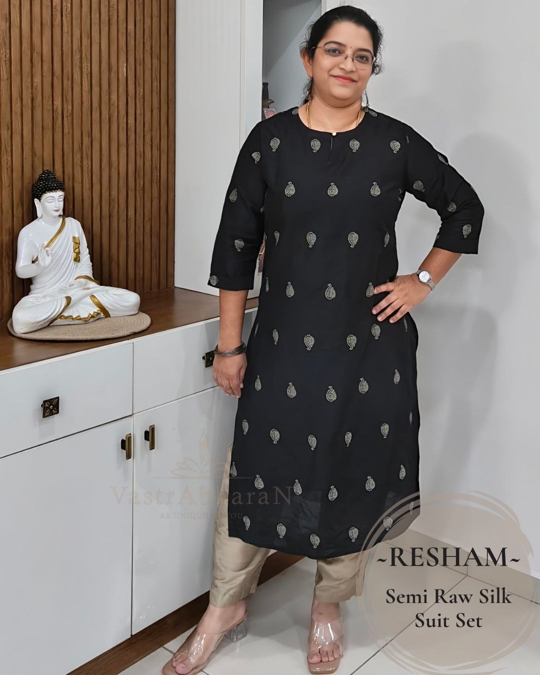 Resham - Black
